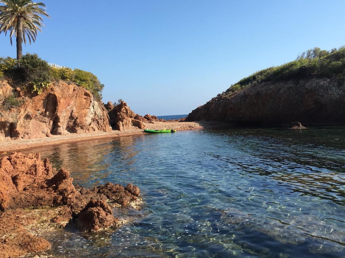 Les Marines D'Agay Studio Climatise Saint-Raphaël Εξωτερικό φωτογραφία