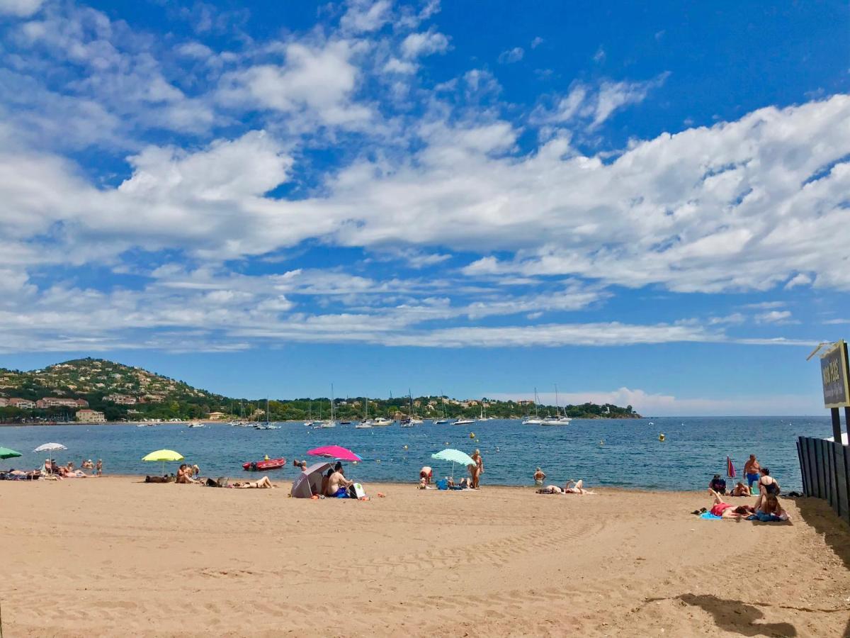 Les Marines D'Agay Studio Climatise Saint-Raphaël Εξωτερικό φωτογραφία